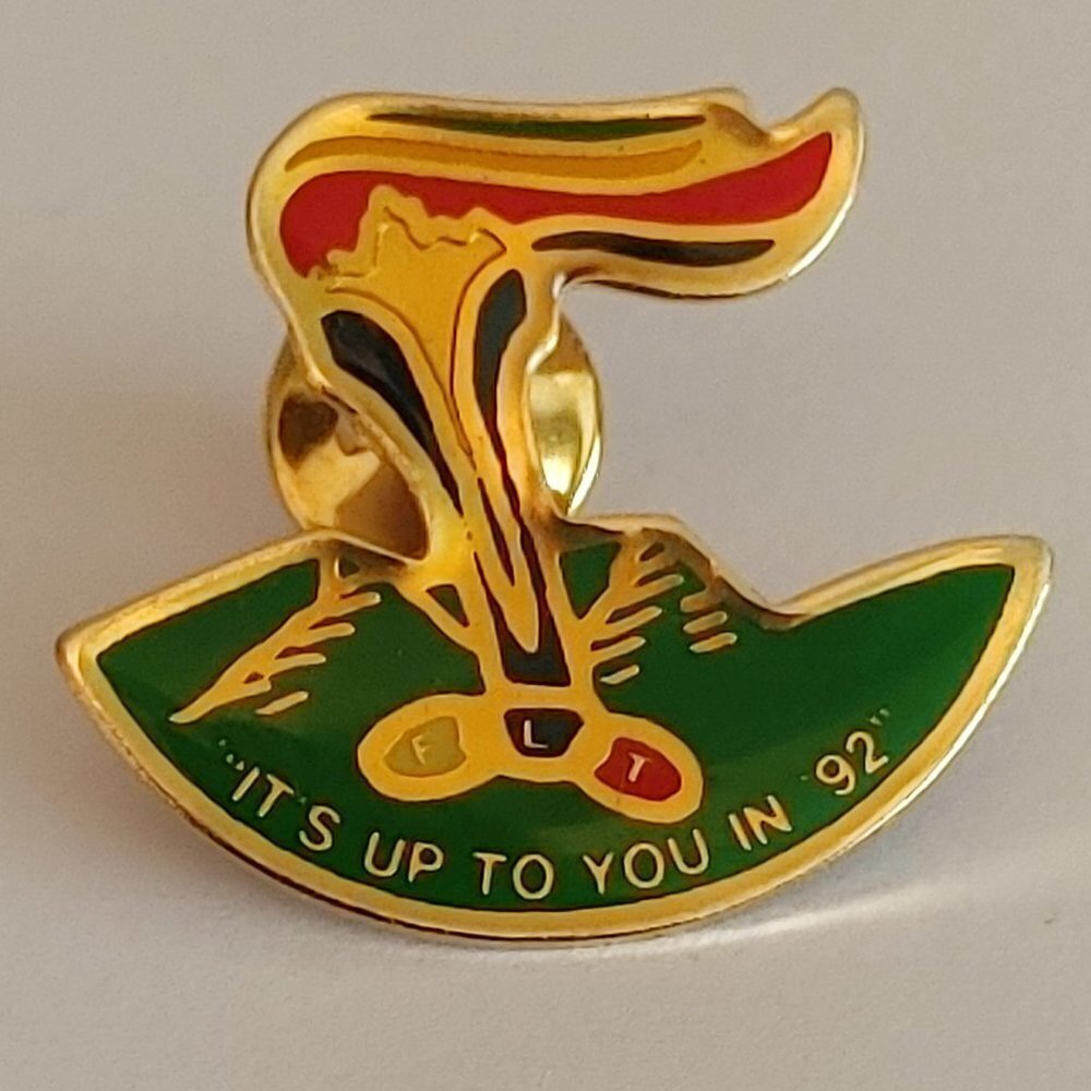 Vintage 1992 Summer Olympics Barcelona Olympic Torch Flame Pin Gold Tone